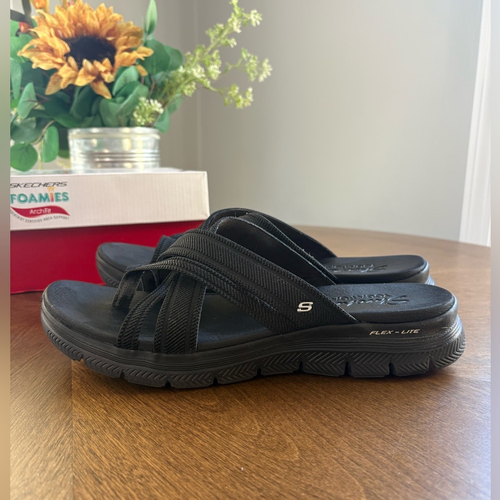 Sketchers flex lite black womens sandals size 11